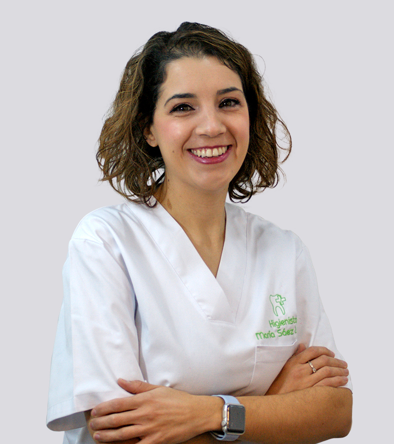 Maria-Saez-Lopez-Higienista-clinica-dental-gilardi-tornero